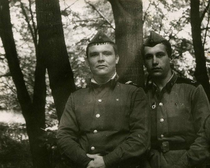 михаил круг в армии