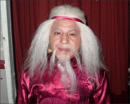 Обид Асомов - его рост составляет 160 см